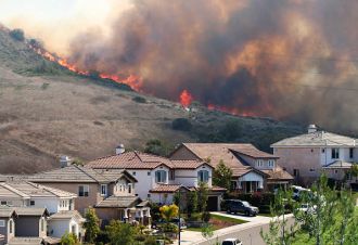 6 Tips To Stay Safe During Natural Disasters